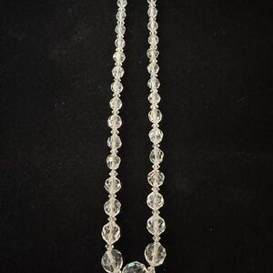 Elegant Crystal Beaded Necklace
